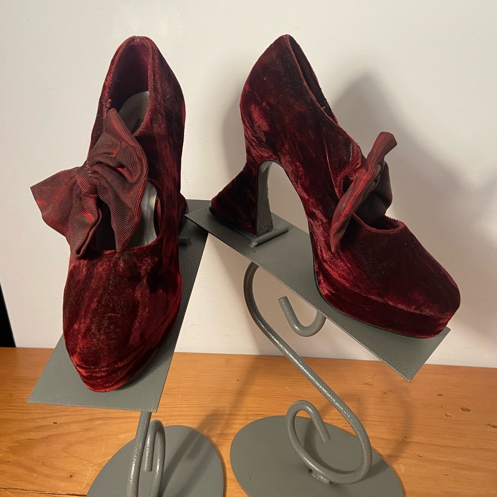 Wild Pair Women's Velvet Platform Heels in Burgundy Red with Bow